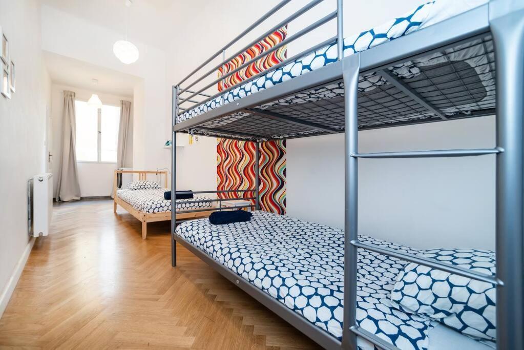 Bright, Spacious Apartment In The Historic Centre プラハ エクステリア 写真