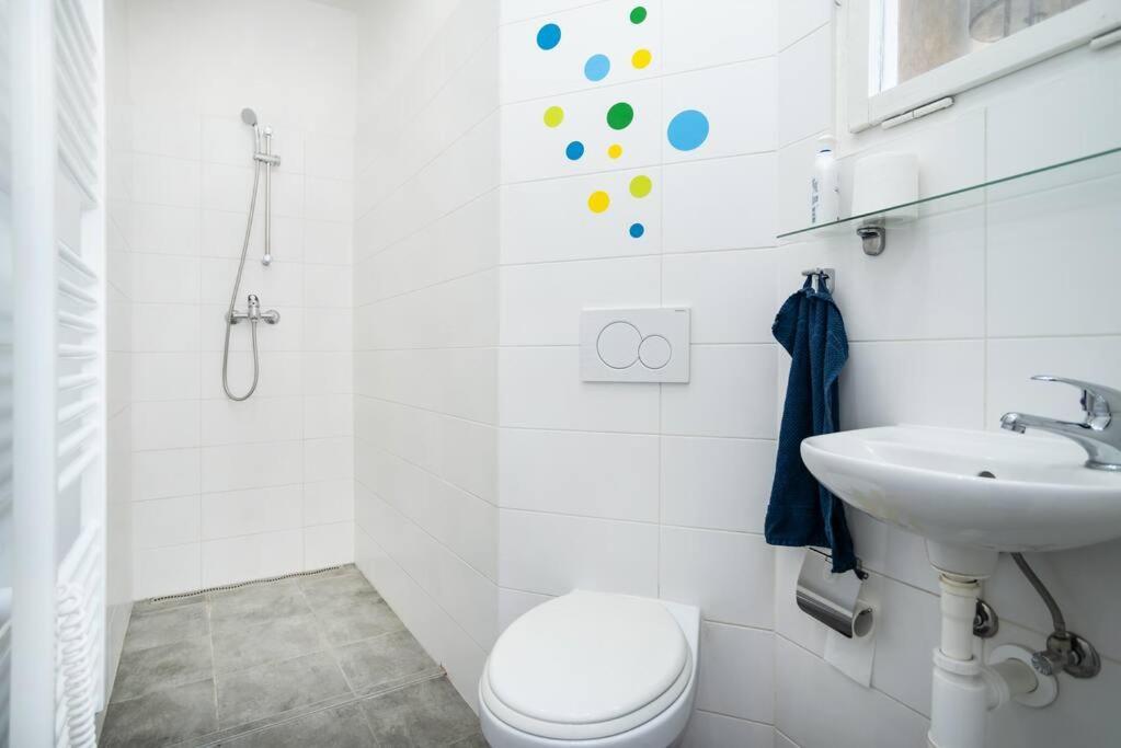 Bright, Spacious Apartment In The Historic Centre プラハ エクステリア 写真